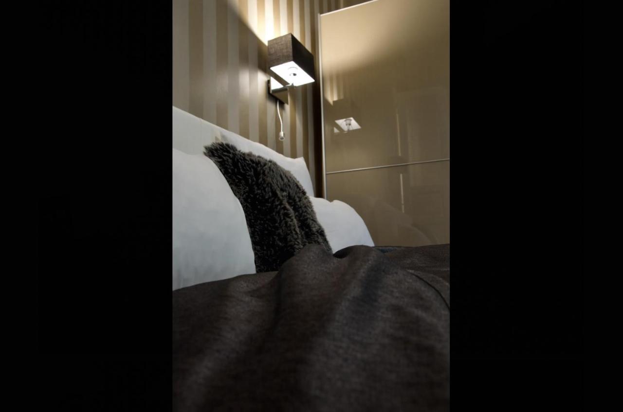 Premium Apartment By Hi5 - Lendvay Palace Budapesta Exterior foto